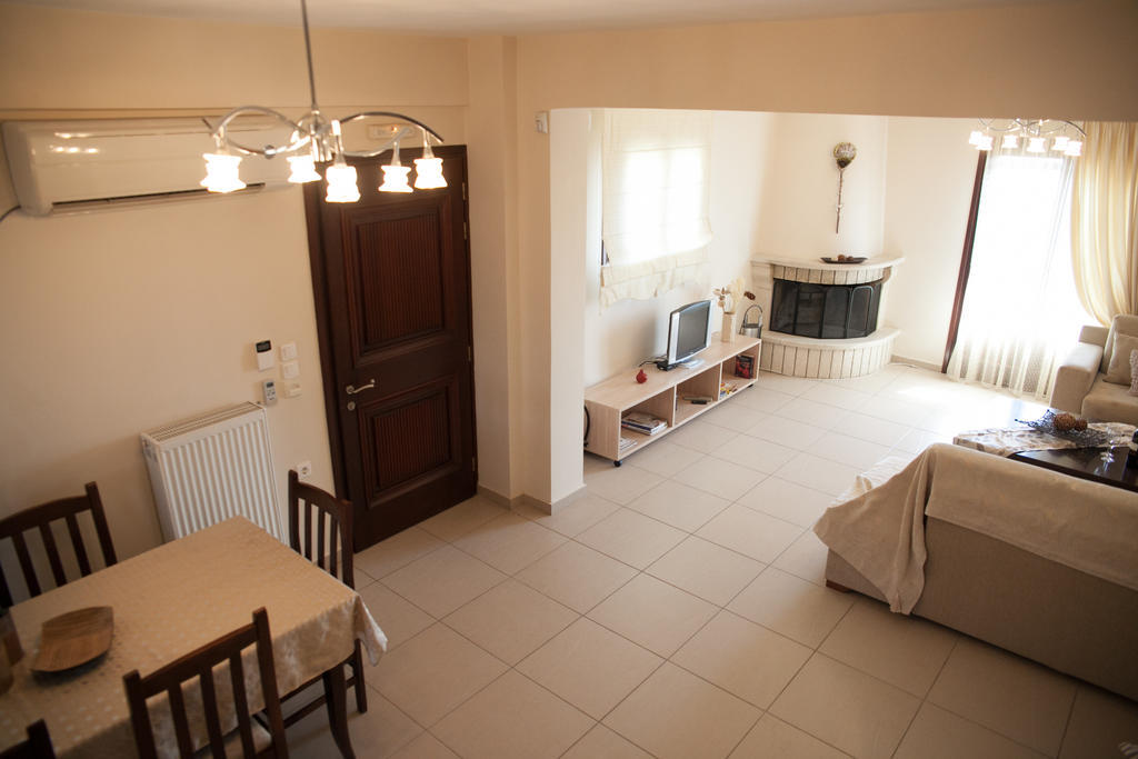 Venetiko Villas Nafpaktos エクステリア 写真