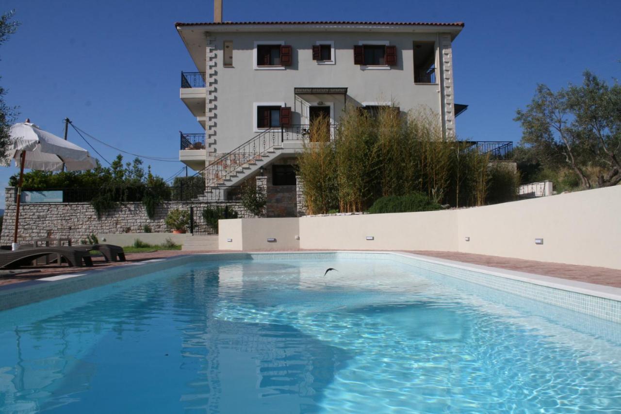 Venetiko Villas Nafpaktos エクステリア 写真