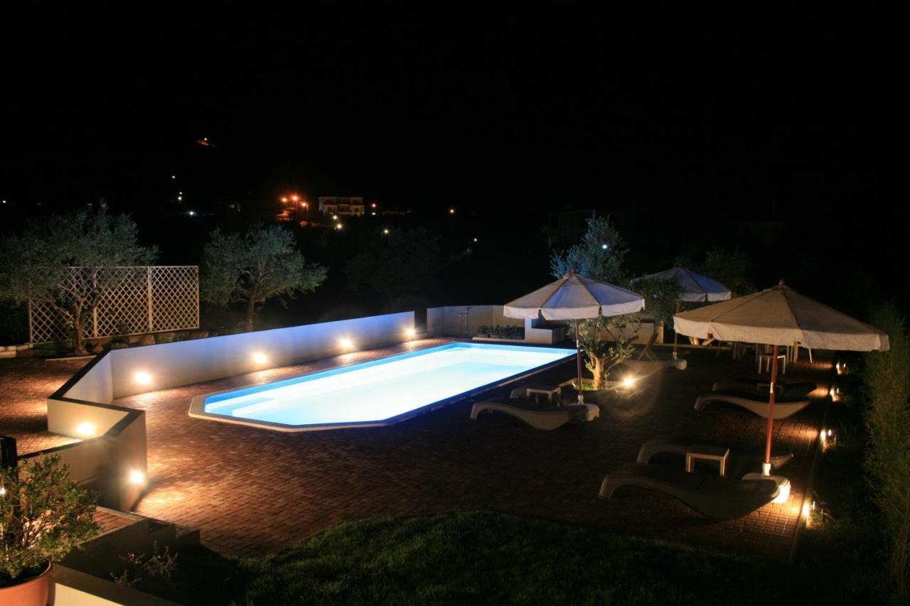 Venetiko Villas Nafpaktos エクステリア 写真