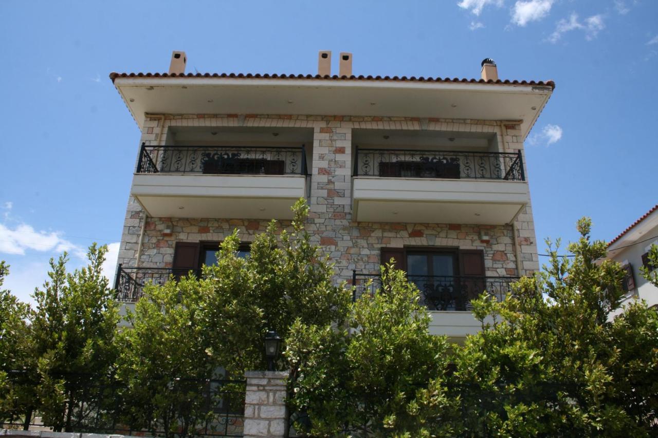 Venetiko Villas Nafpaktos エクステリア 写真